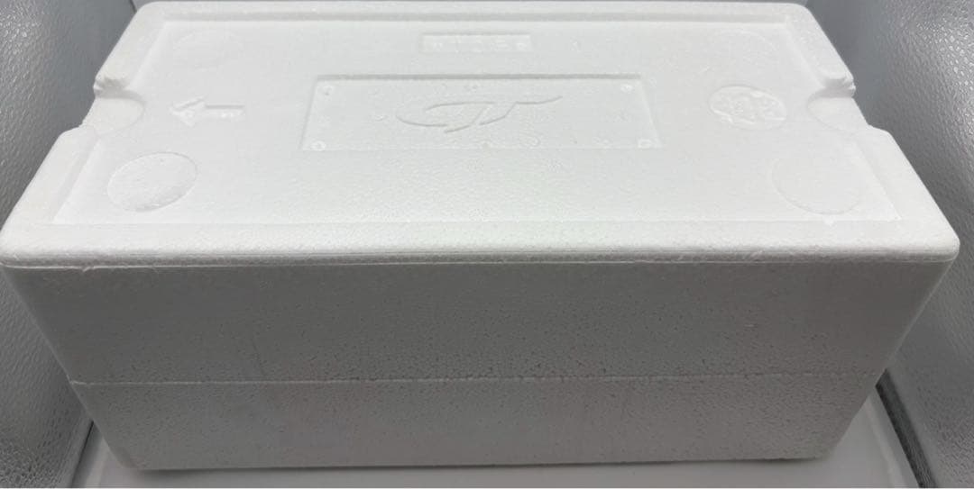 ミニカー Porsche964speedster 1/18 yellow