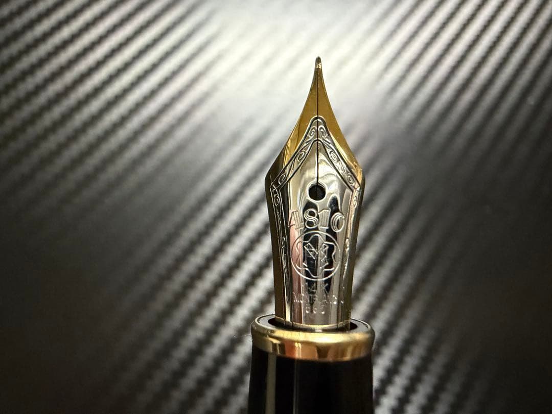 未使用に近い モンブラン 144 ブラック 中白 EF 極細字 万年筆