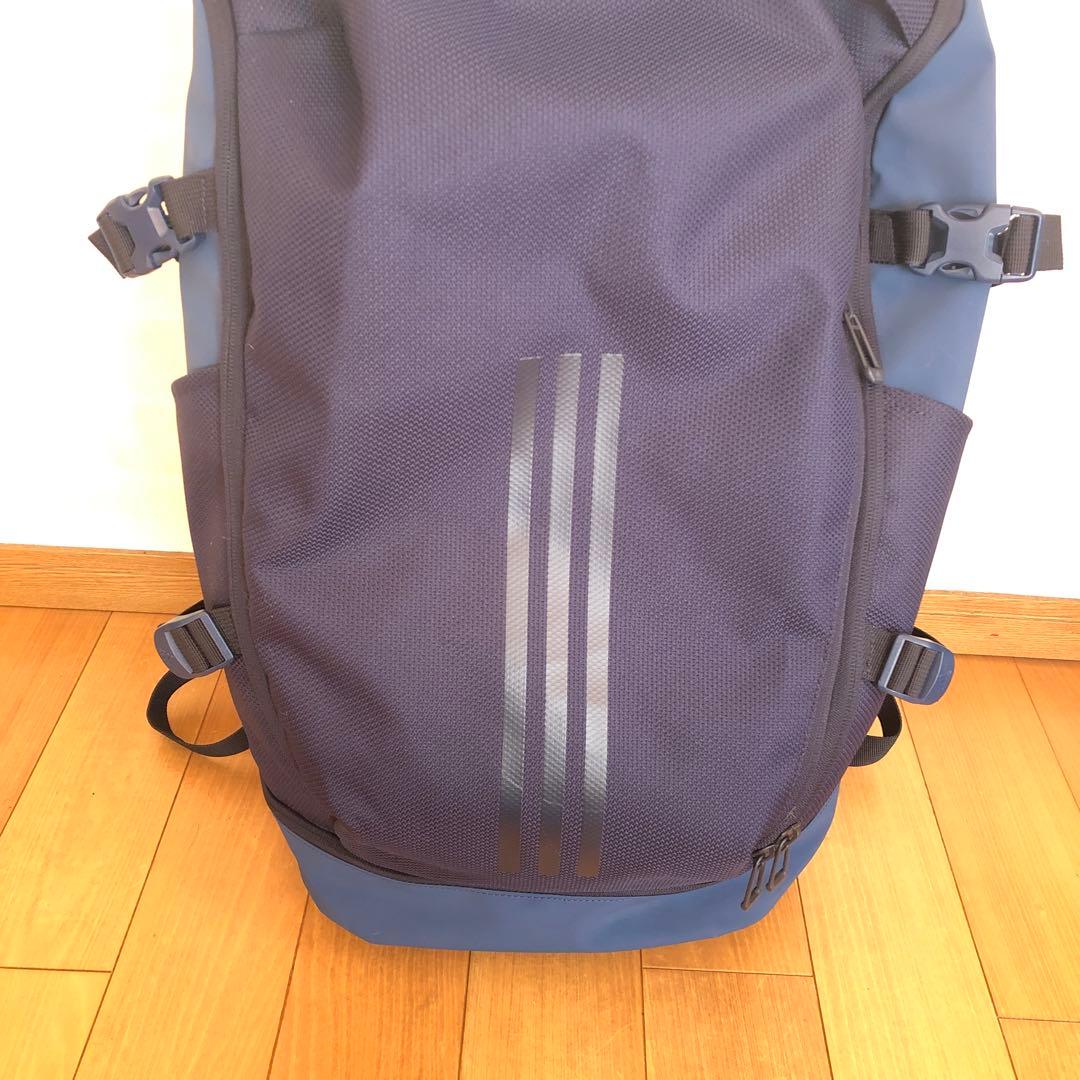 美品　adidasサッカーリュック　買い替え練習用合宿用大容量