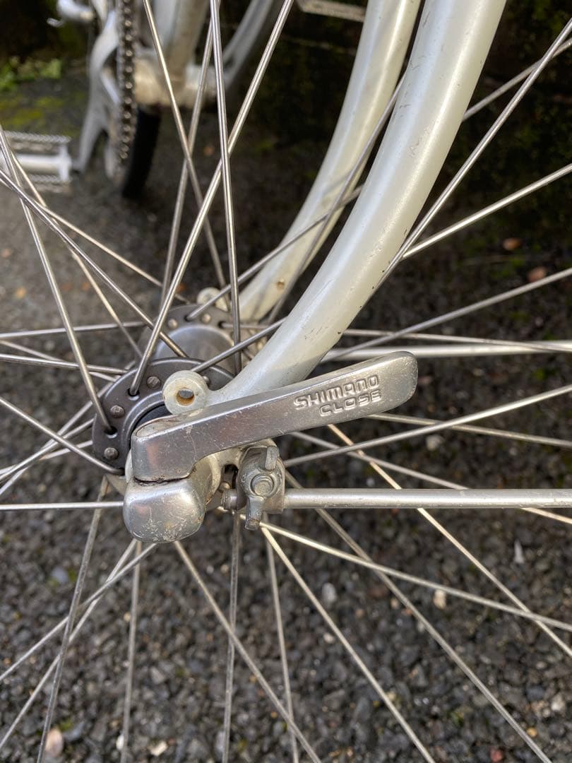 幻の名車　銀輪旅車AZUランドナー　ヴィンテージ　ホワイト