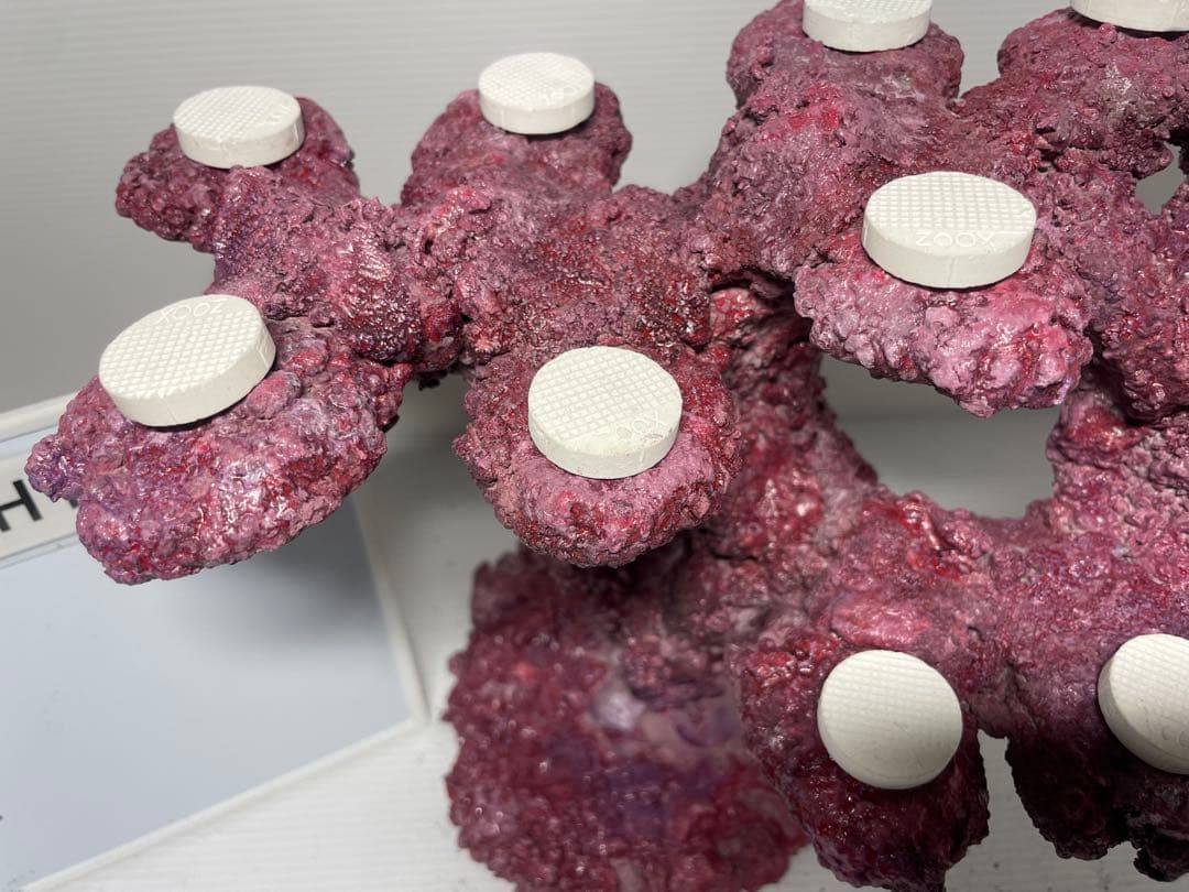 【送料無料】人工ライブロック　PHR28／12穴加工　アク抜き済み安心塗料使用