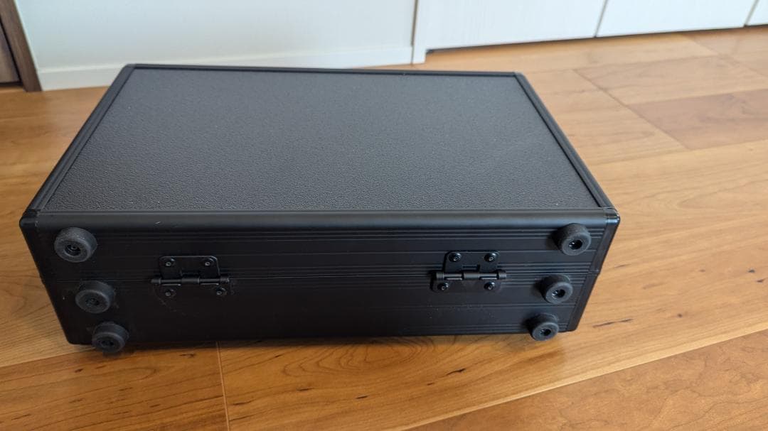 ユーロラックモジュラーシンセケース 6U84HP (Damaru)