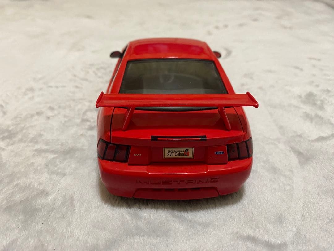 ミニカー Maisto MUSTANG SVT COBRA R (2000) 1/18