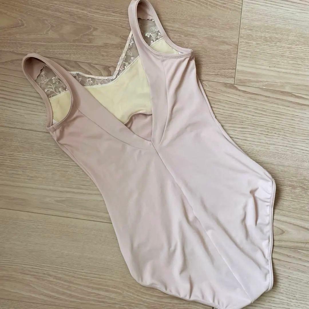 チャコット【Nela ライン】ノースリーブレオタード Mサイズ