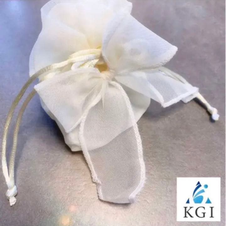 宇宙の流れ星の粉 ✨✨　✨✨✨✨イエローフェアリーウィッシュ✨✨