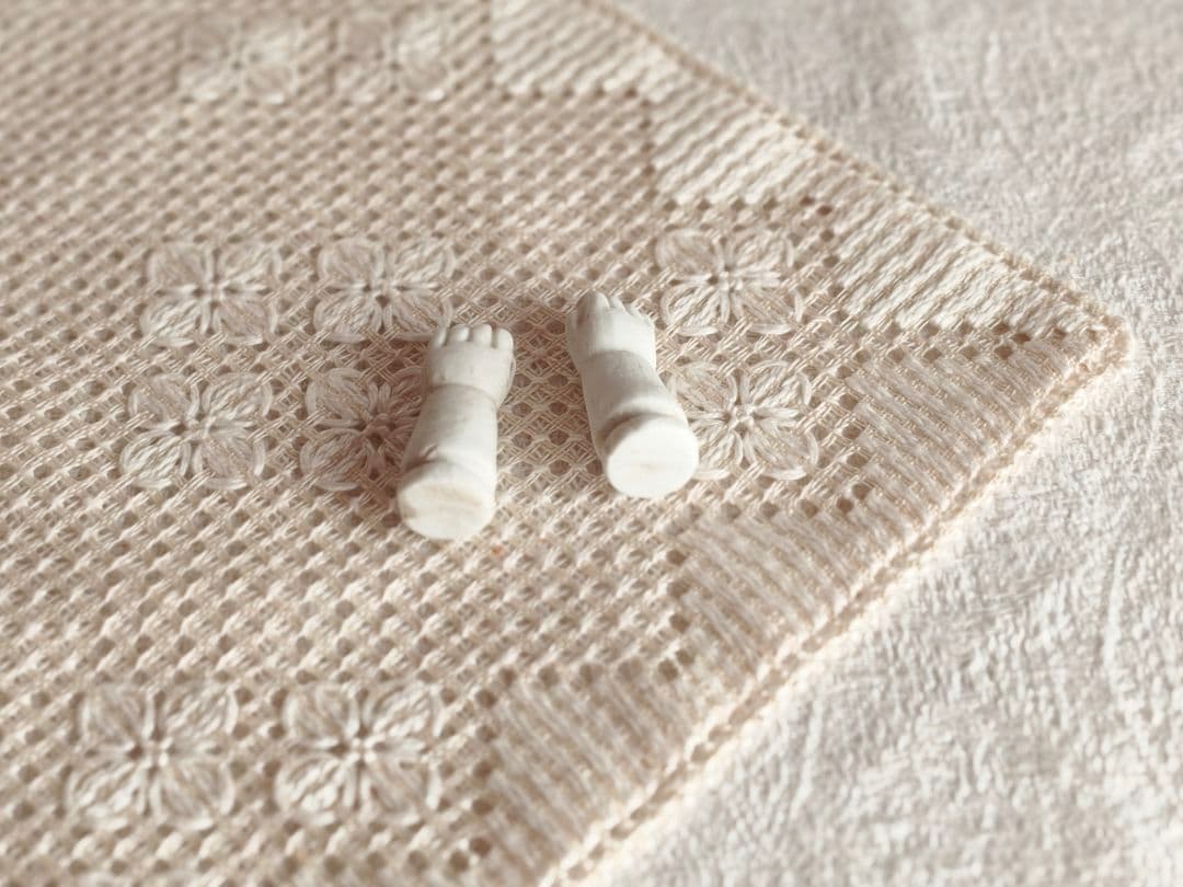 * vintage parts ୨୧ * 陶器の小さな 手 ハンド