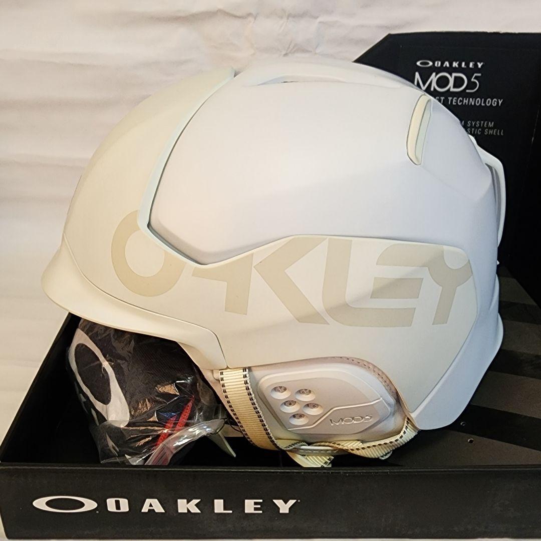 OAKLEY MOD5 ヘルメット ホワイト
