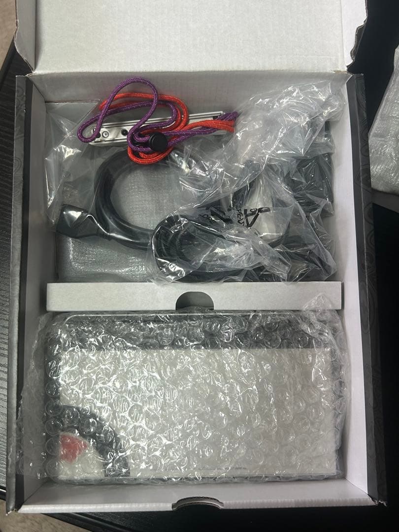 【ポケモン】Nintendo Switch 有機ELモデル　ジョイコン無し