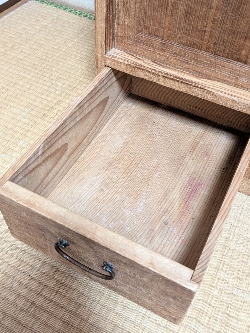 【直接引取可】昭和レトロ 桐の茶箪笥 持ち手付 飾り棚 アンティーク 八千代市