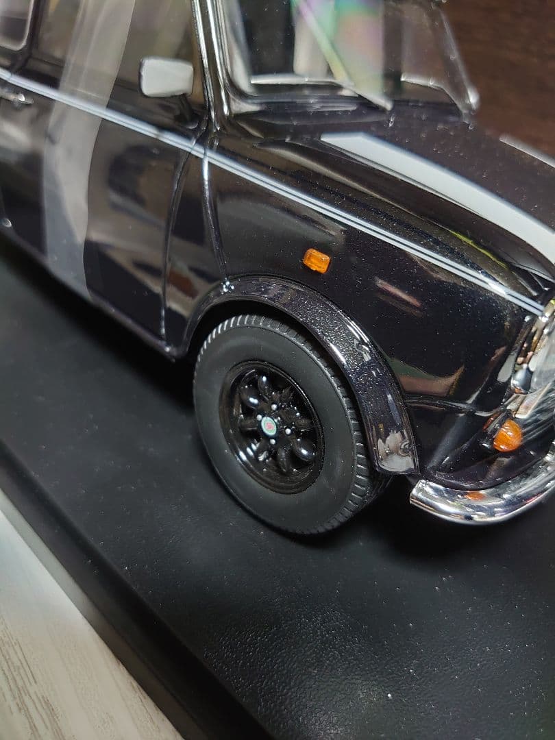 KK-Scale 1/12 ミニクーパー ダイキャスト フィギュア