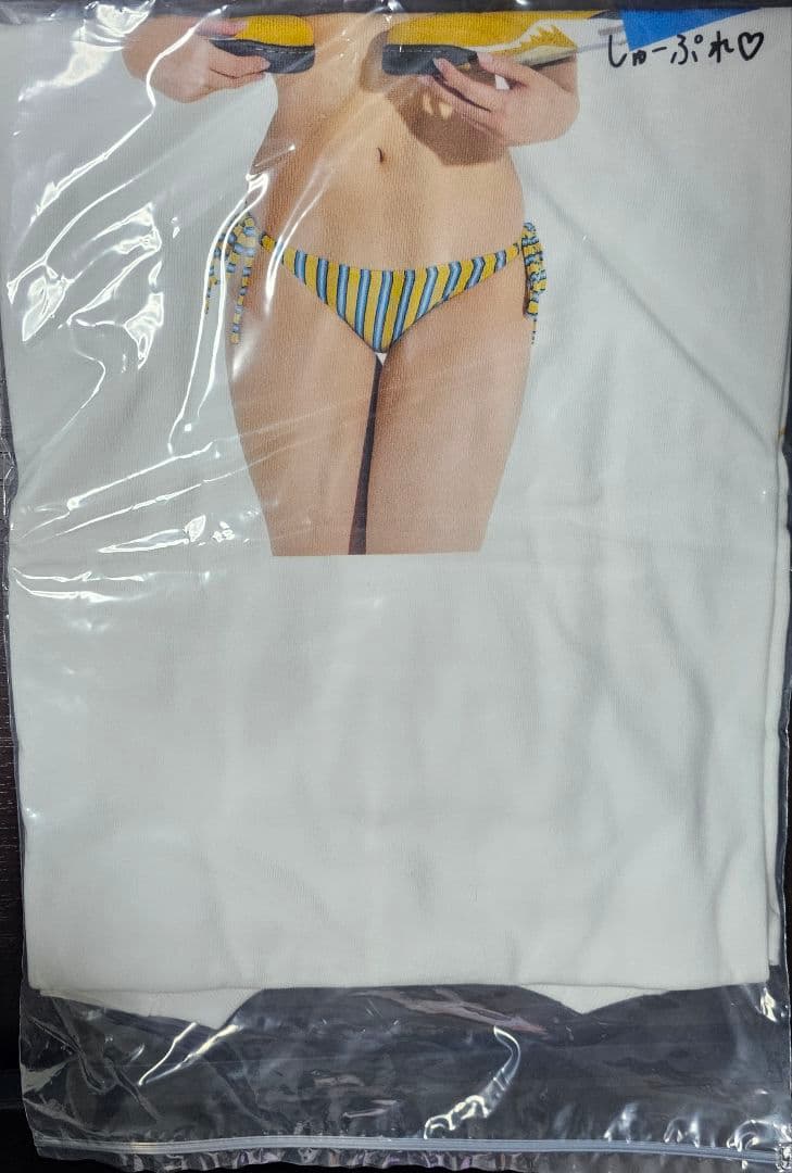 【新品未開封】KIKSTYO グラフィックTシャツ Lサイズ 白　本郷柚巴さん