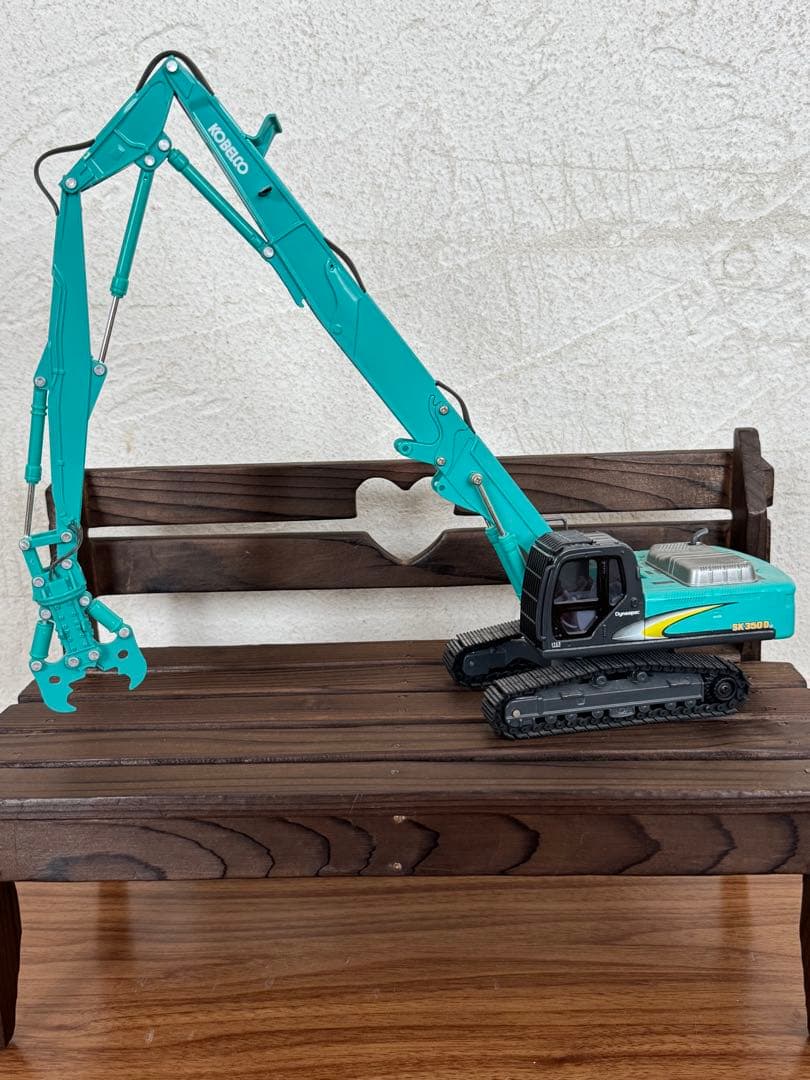 KOBELCO模型　ロングアーム解体機3台他　重機模型9台　合計12台セット