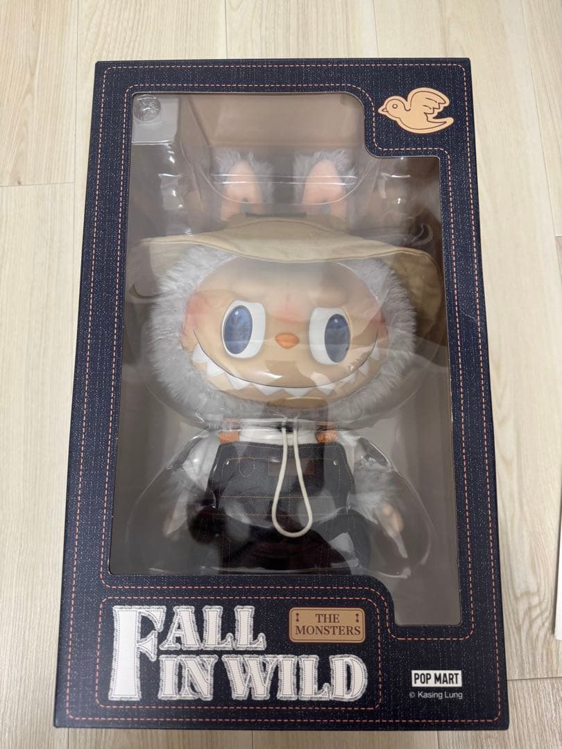 値下げ中PopMartTheMonstersFallIn Wild Labubu