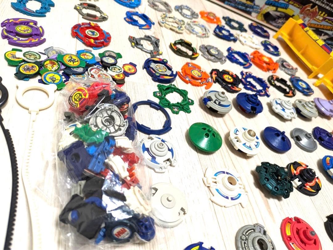 【遺品整理】初代ベイブレード 大量出品 まとめ売り 爆転シュートベイブレード