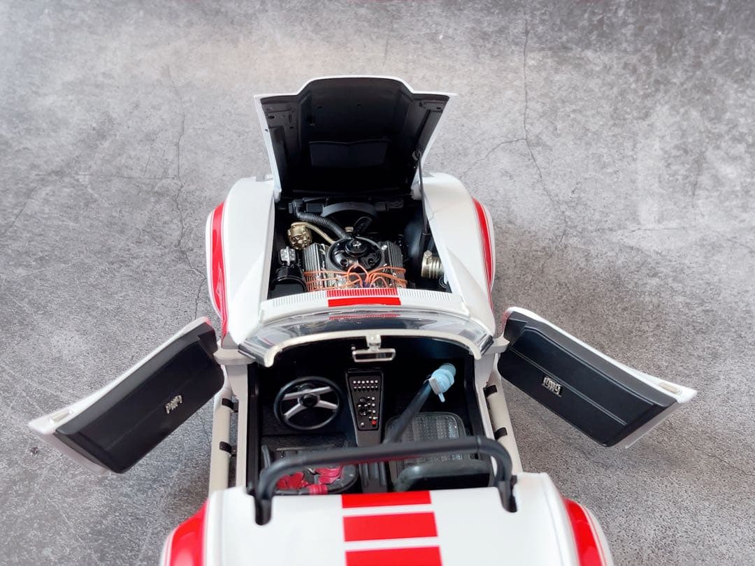 カルーセル 1 1/18 シボレー コルベット L88 優勝車　ミニカー