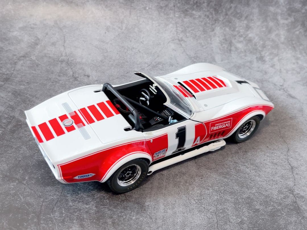 カルーセル 1 1/18 シボレー コルベット L88 優勝車　ミニカー