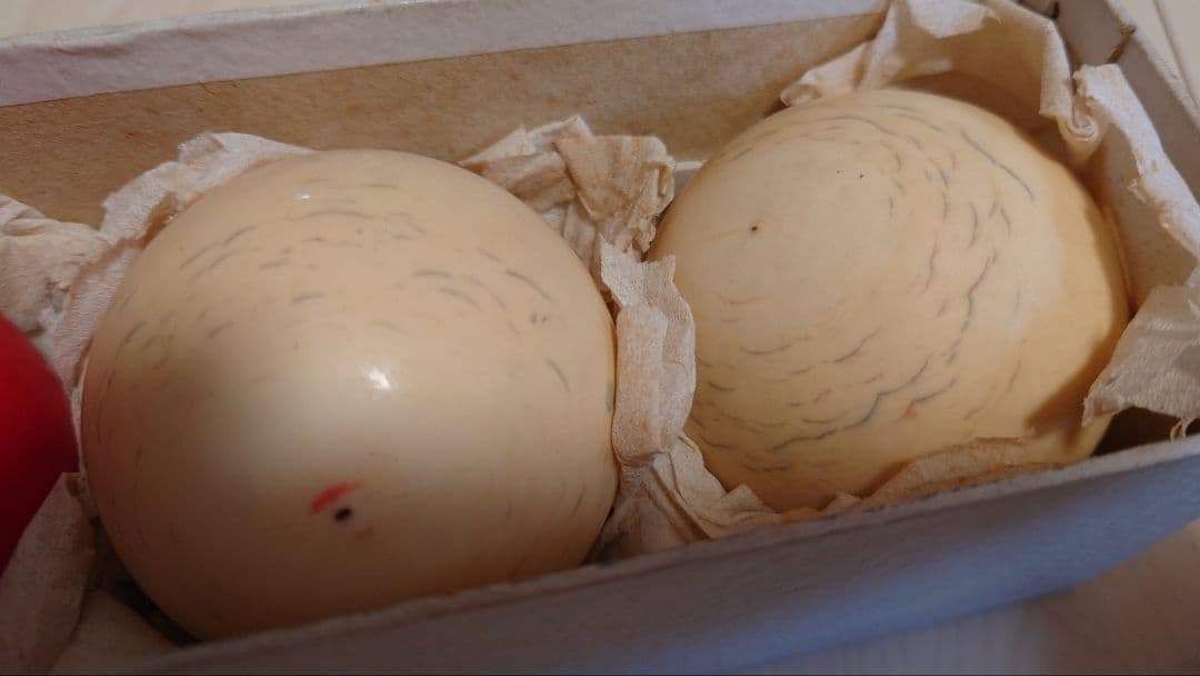 象牙風　ビリヤード　キューボール　骨董品　赤白