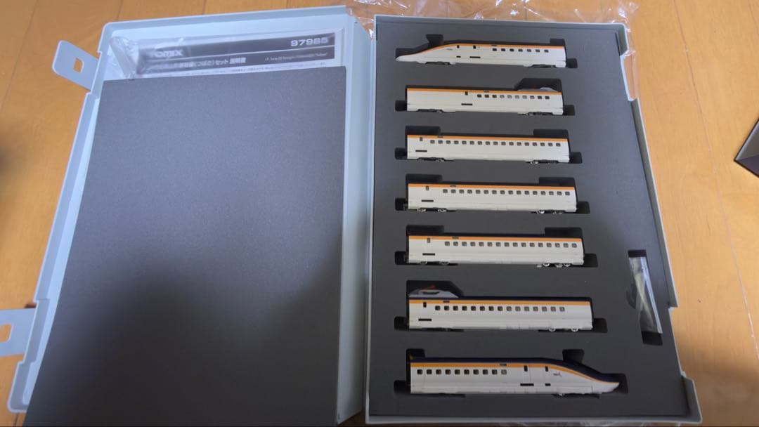 特別企画品 97965 TOMIX E8系山形新幹線（つばさ）セット