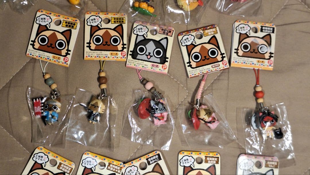 ご当地アイルー ご当地メラルー ストラップセット