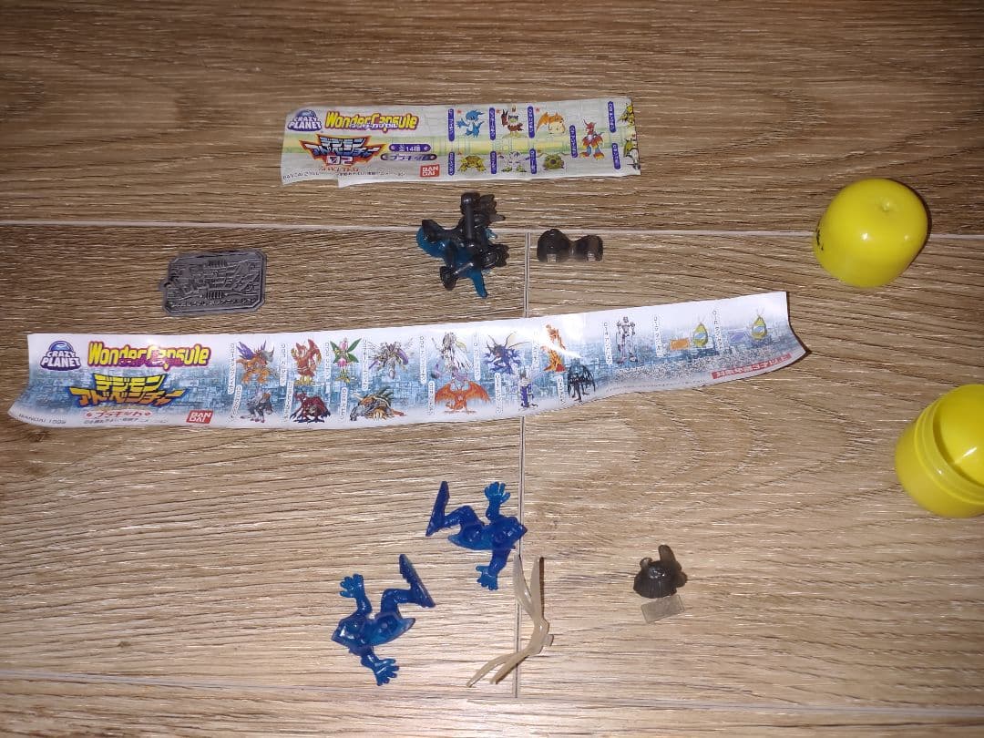 デジモン　ワンダーカプセル　70個セット　未使用