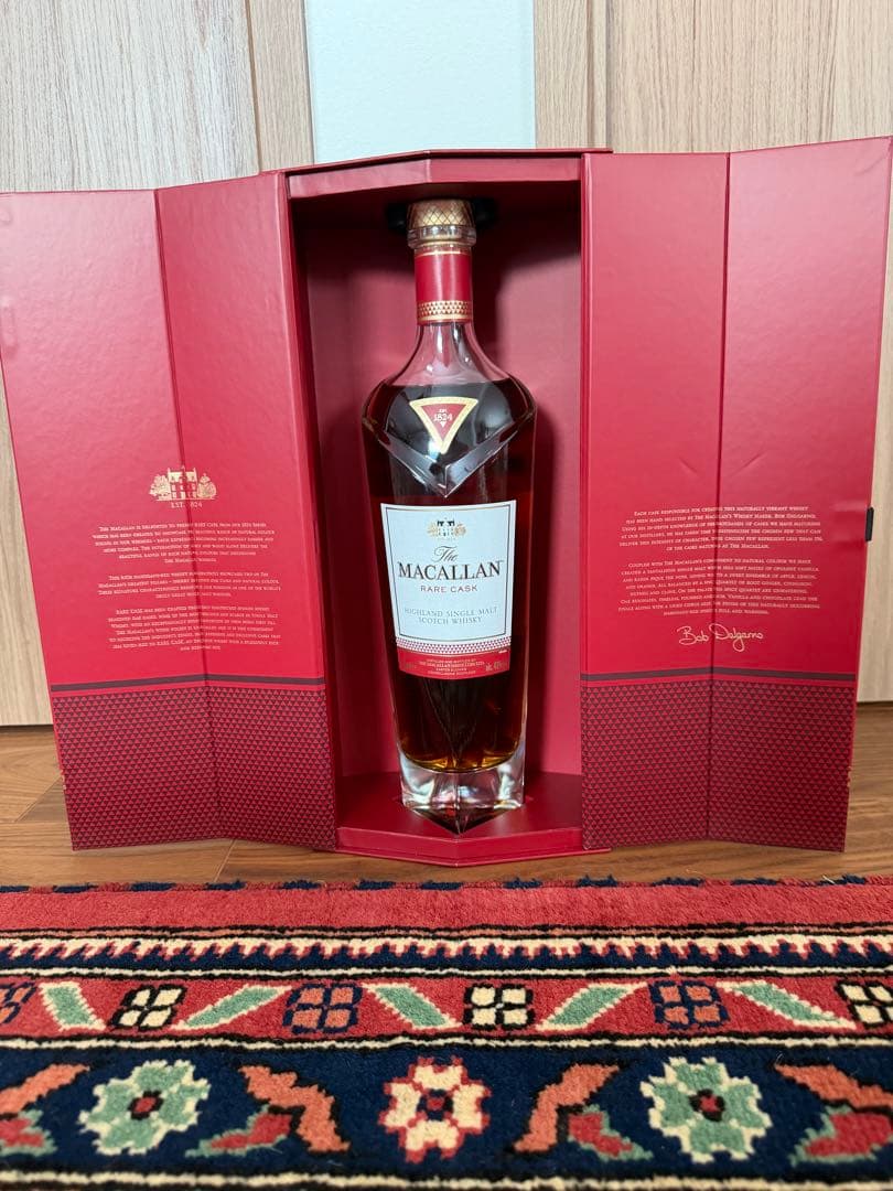ウイスキー The Macallan Rare Cask 700ml