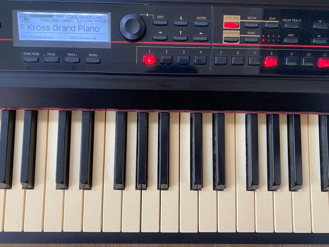 【動作良好・送料無料】KORG KROSS 88鍵Workstation