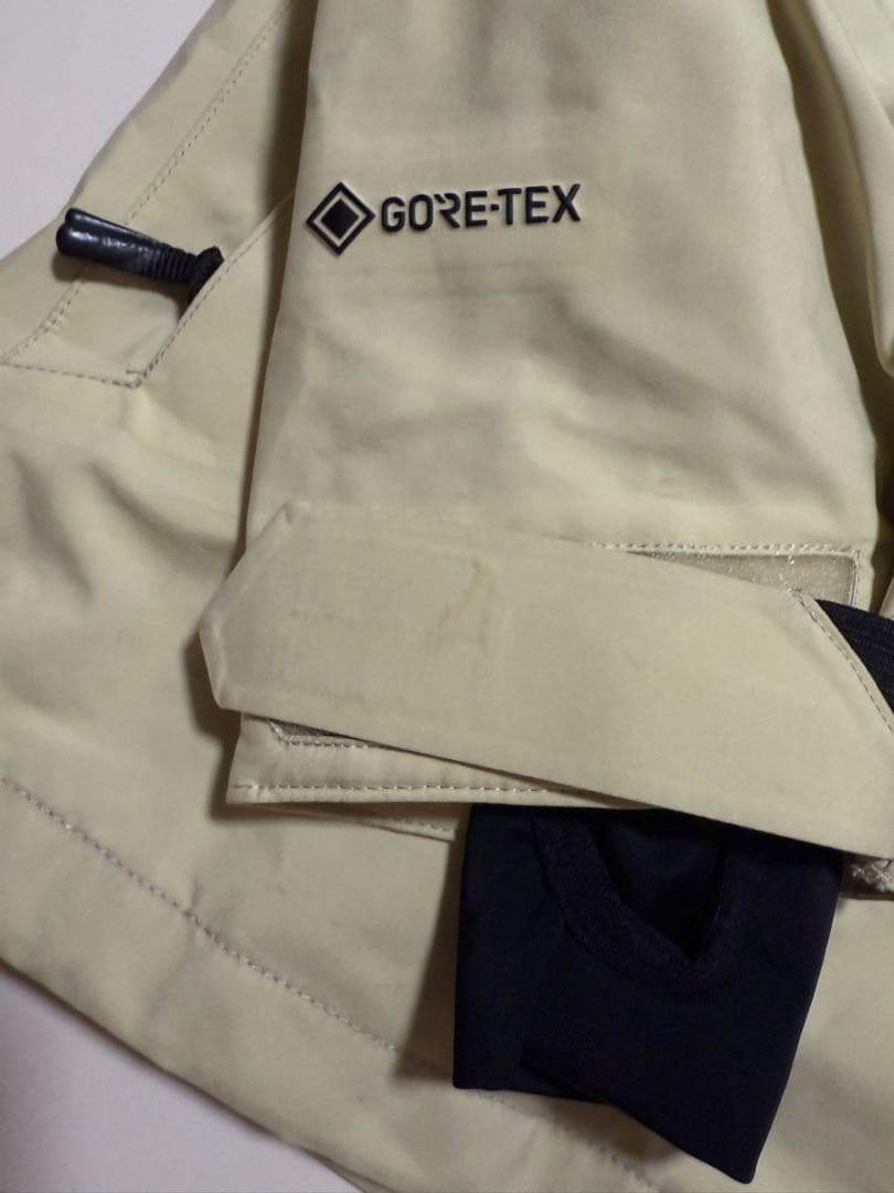 ☆山太郎☆Volcom スノーボードジャケット