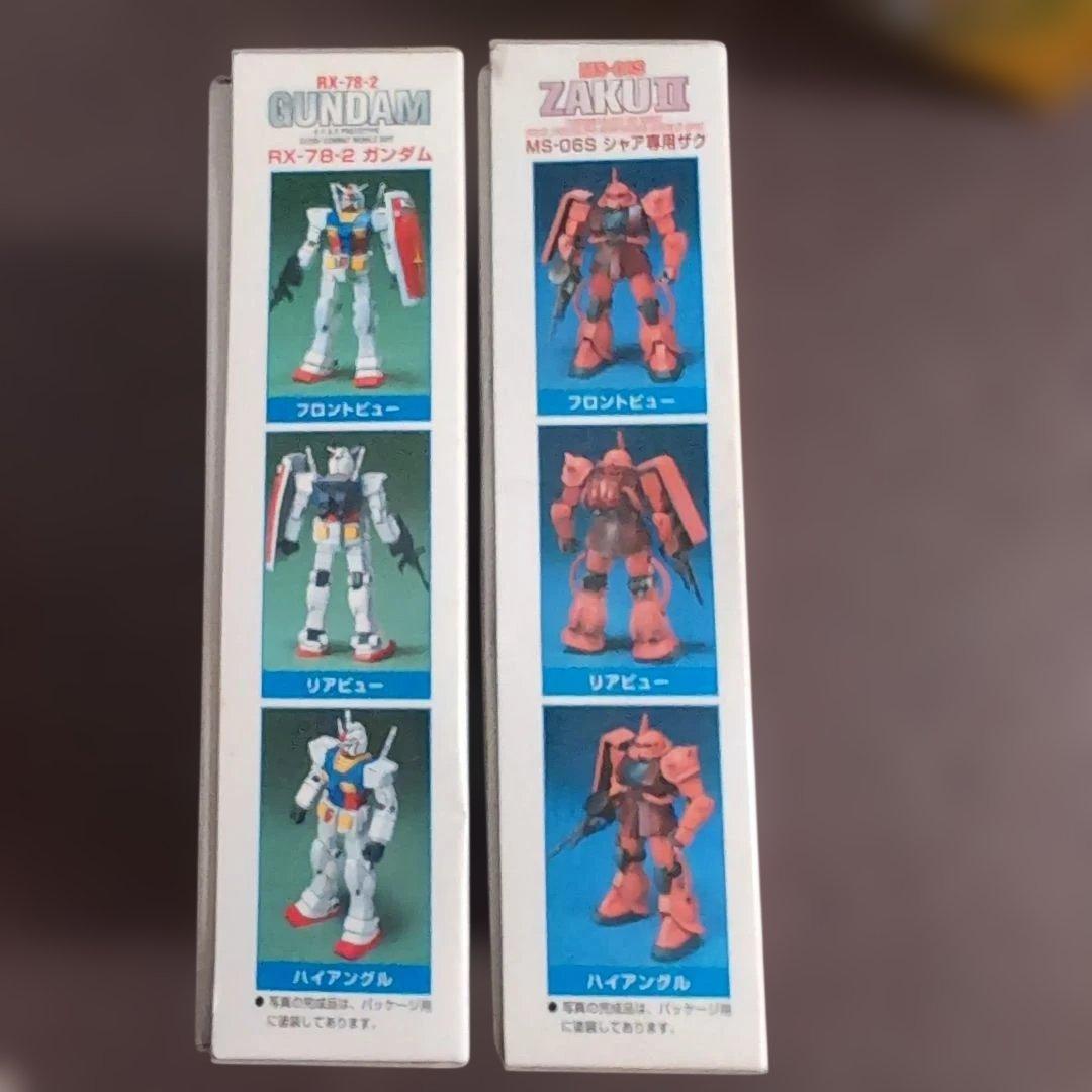 ガンダム、ザクIIプラモデル23個