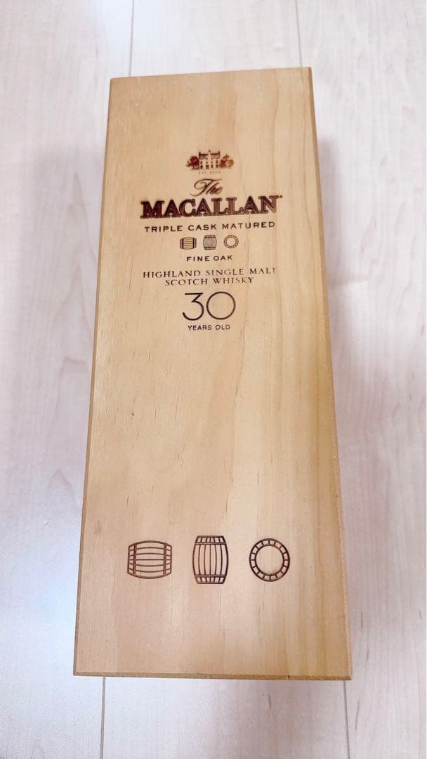ザ　マッカラン30年　ファインオーク　トリプルカスク　空き瓶　化粧箱