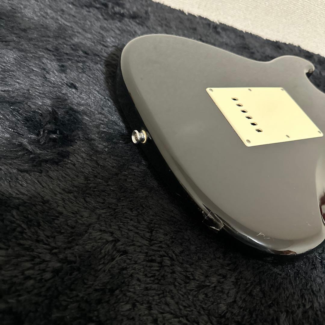 廃盤品 FERNANDES ストラトキャスター エレキギター 弦楽器 黒