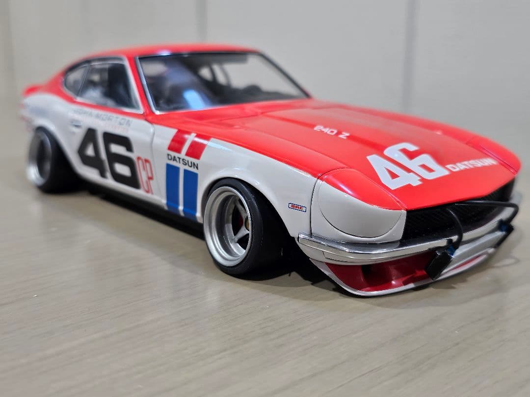 京商　BRE　DATSAN 　240Z 　レーシングカー