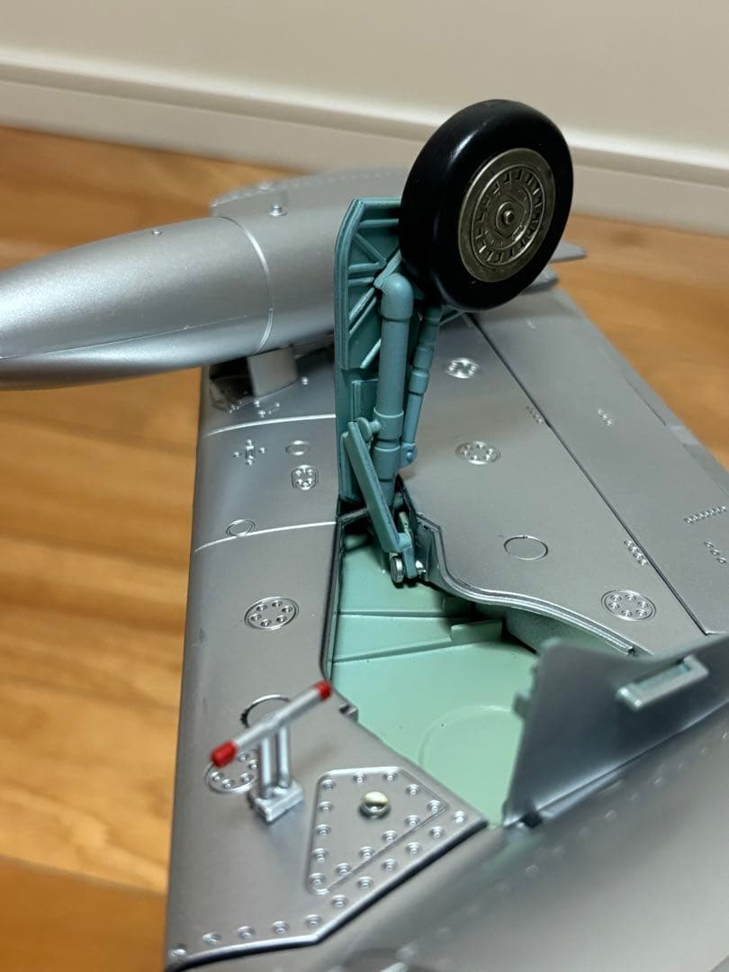 21センチュリートイズ 1/18 MIG-15bis ファゴット 戦闘機 訳あり