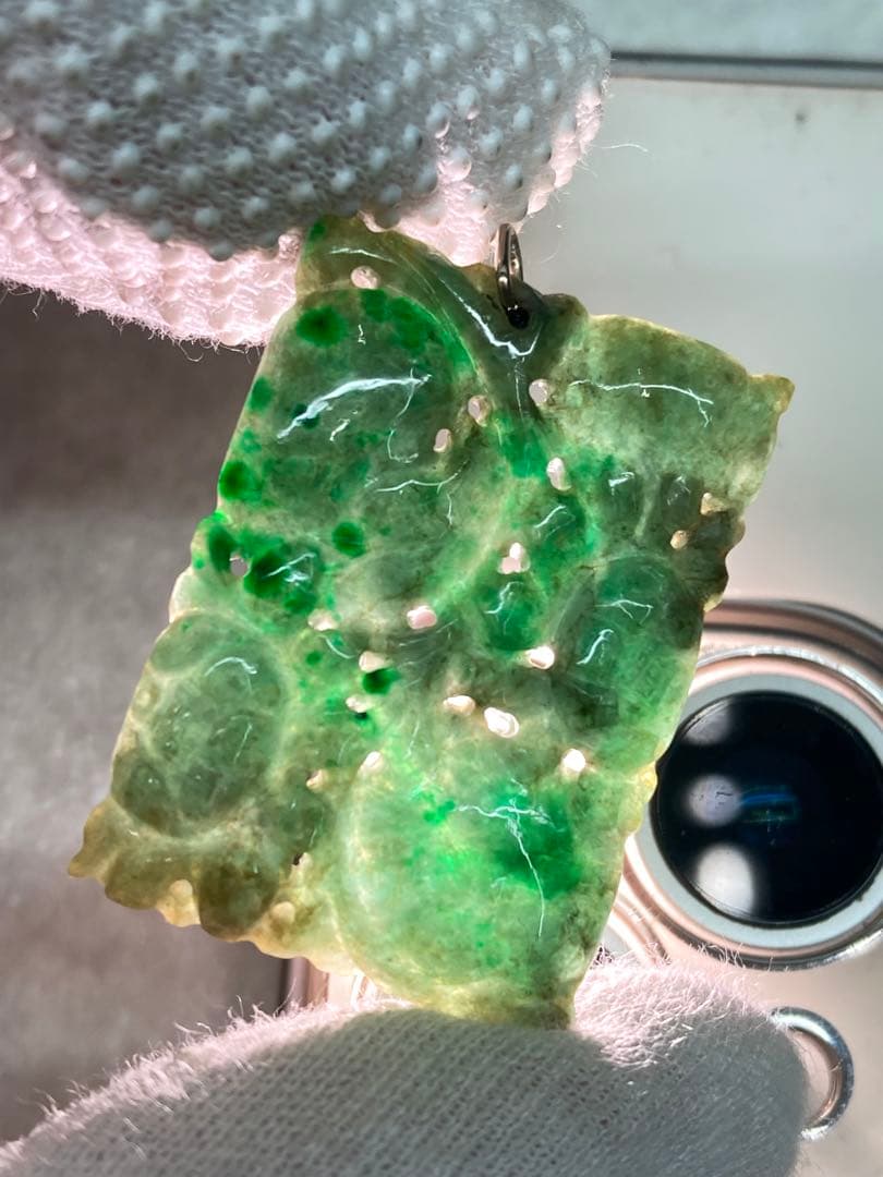 天然 古翡翠 清代 糸引透彫 K10 ペンダント 玉佩 根付