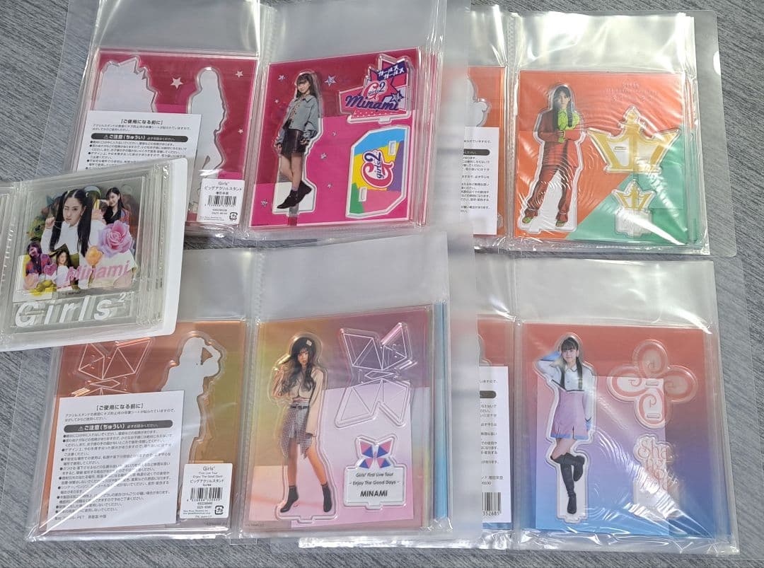 Girls²　アクリルスタンド