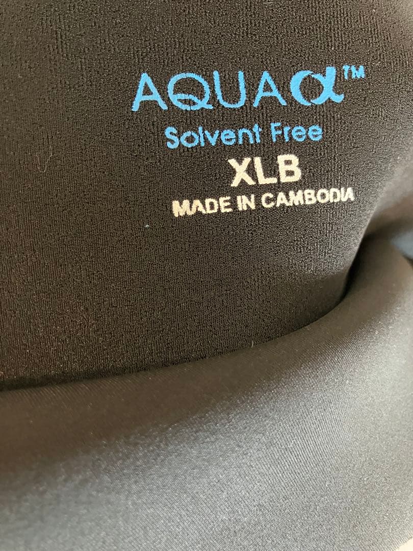 Fellow ウェットスーツ　　フルスーツ　ハンガー付