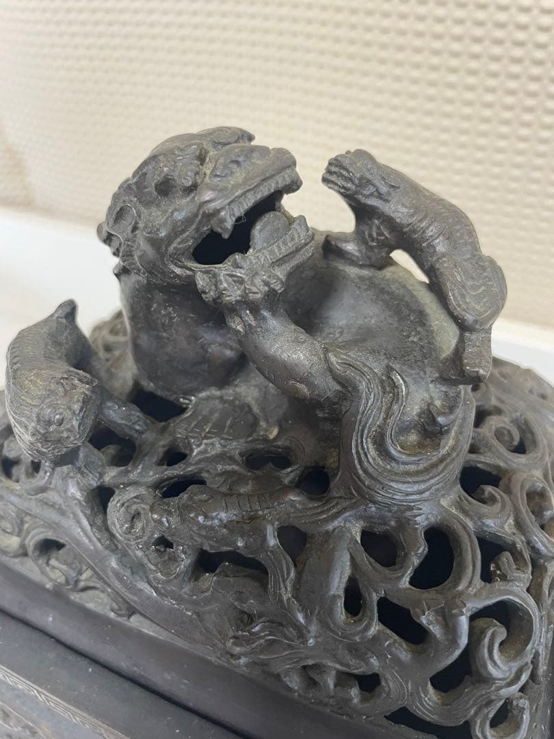中国古美術　香炉　中国　獅子　銅　彫刻　卓上像　彫刻像　アンティーク　骨董