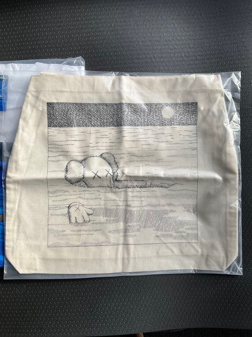 カウズ アートブック