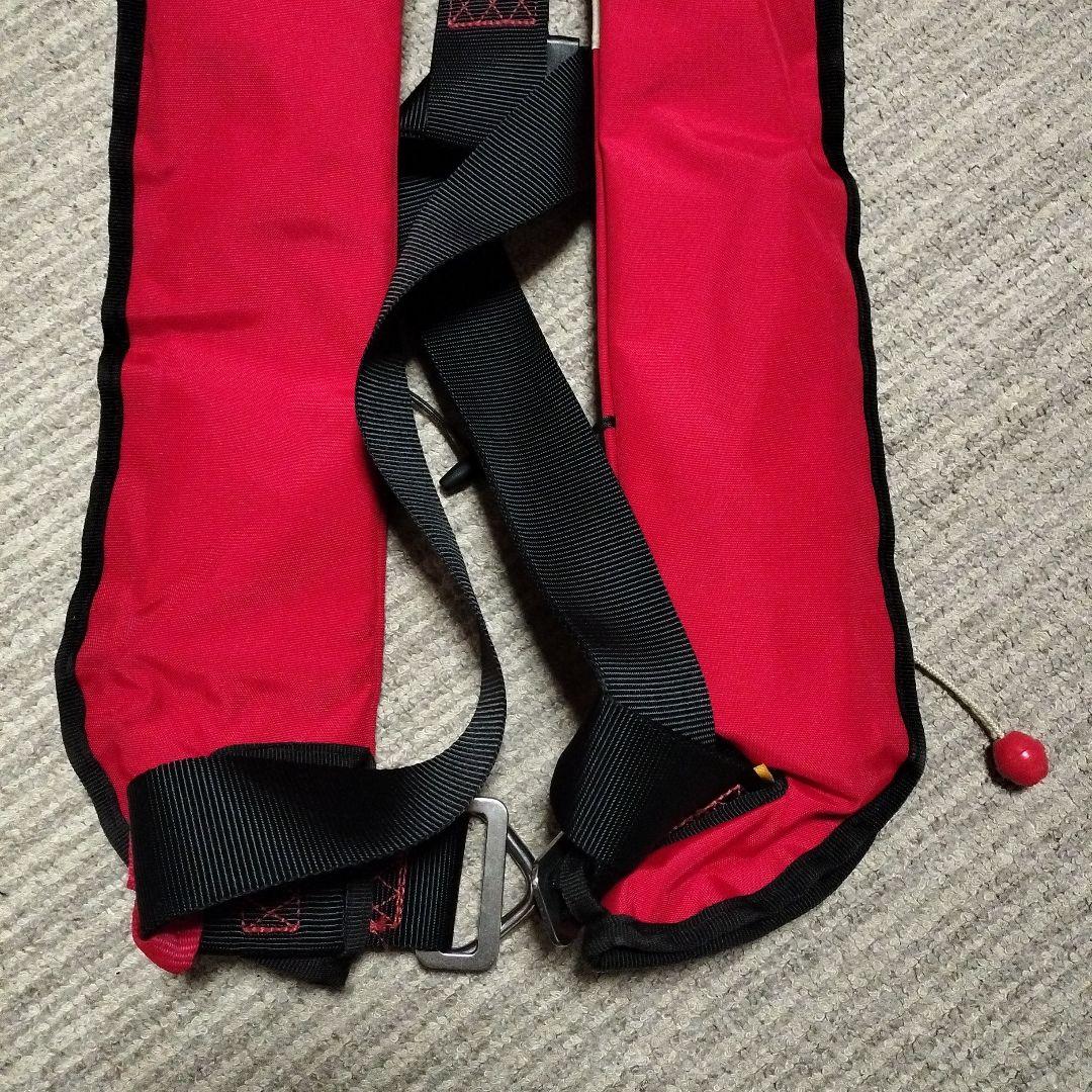 HELly Hansen 赤 ライフジャケット 自動膨張式