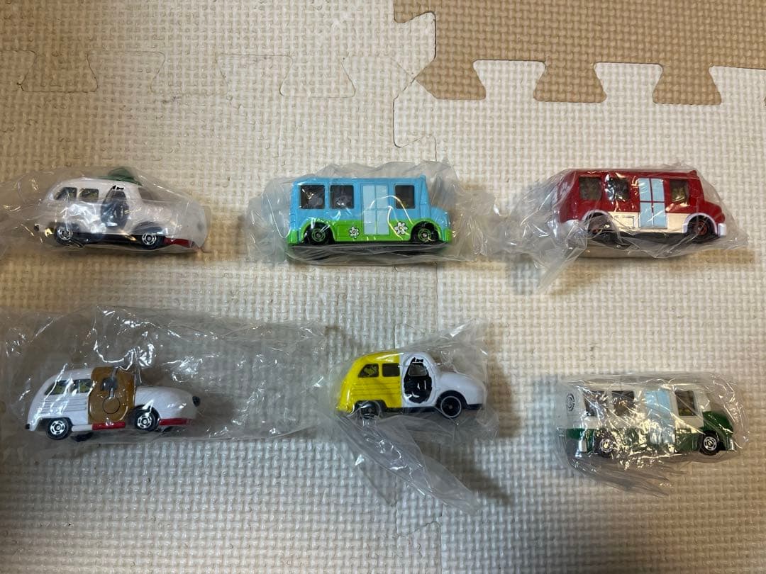 スヌーピー日本上陸50周年記念　ドリームトミカコレクション　コンプリート6台