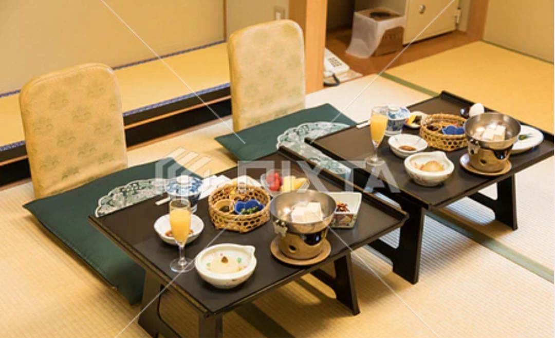 木曽漆器　春慶塗　お膳　8客