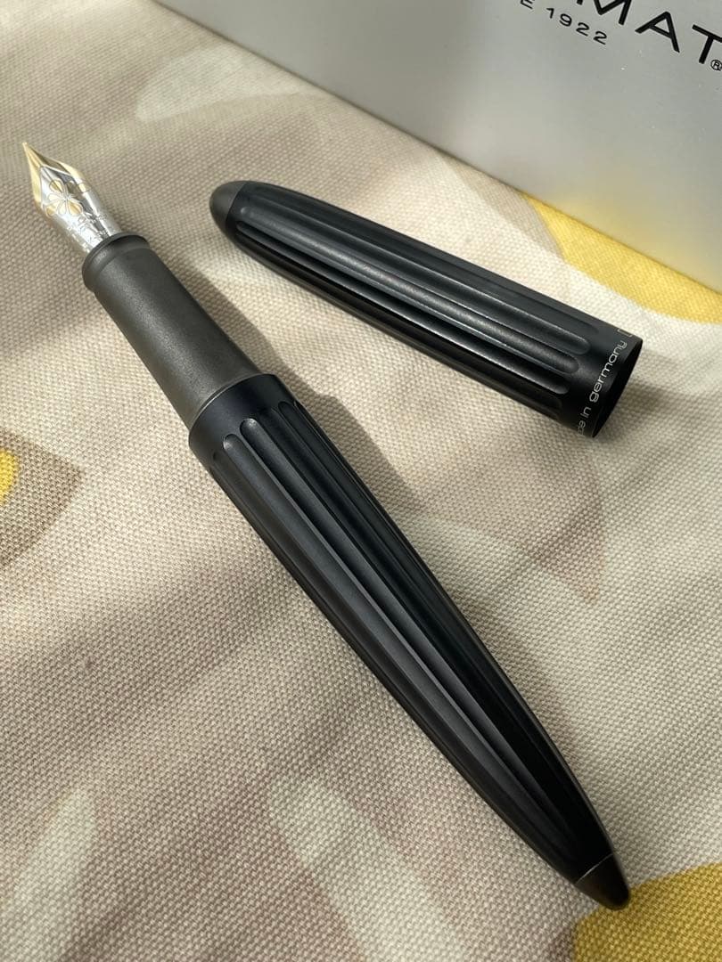 DIPLOMAT（ディプロマット）アエロ　ブラック