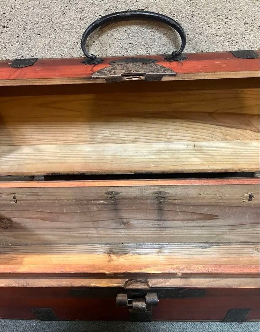 古道具　アンティーク　道具入れ／箪笥　刀　昭和　レトロ　民藝