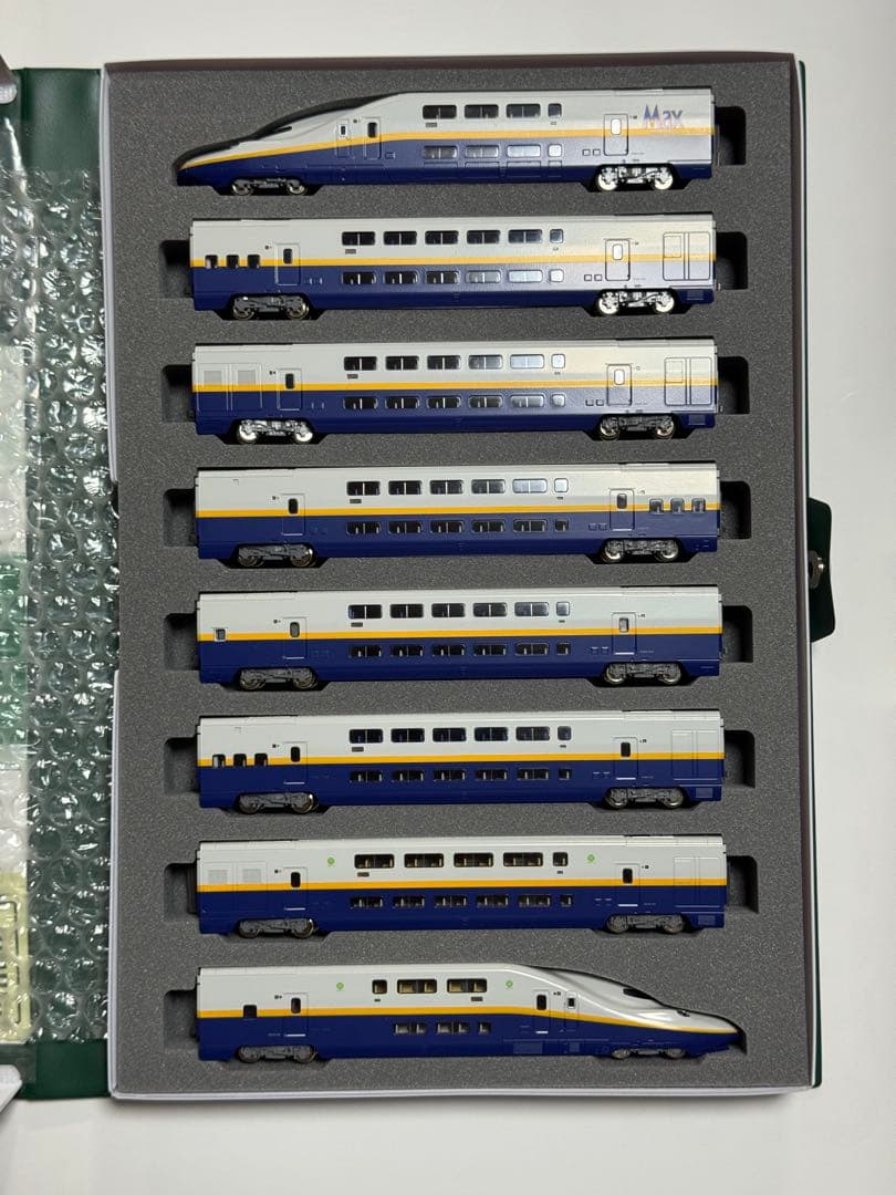 KATO E4系新幹線 Max フル編成 室内灯付き