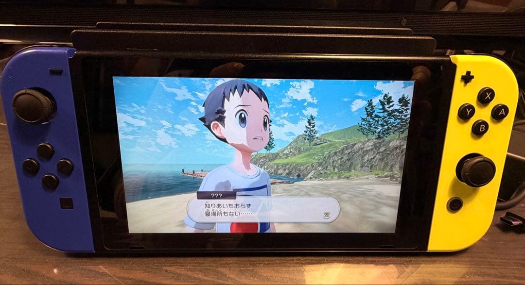 動作品 Nintendo Switch HAC-001 本体　ジョイコンx2