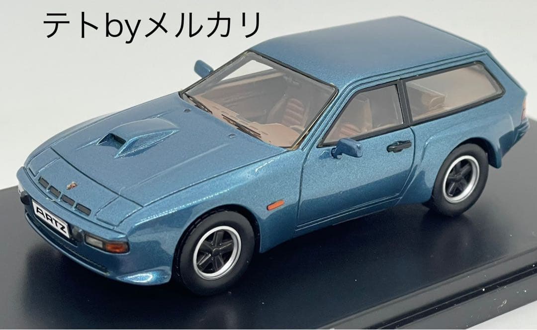 1/43 プレミアムX1981ポルシェ924 ターボ kombi by ARTZ