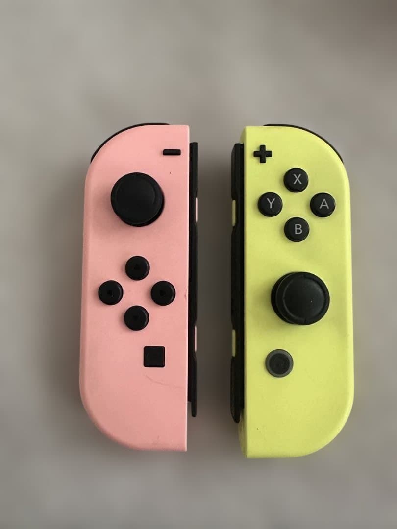 Nintendo Switch 本体 + Joy-Con（ピンク・イエロー)