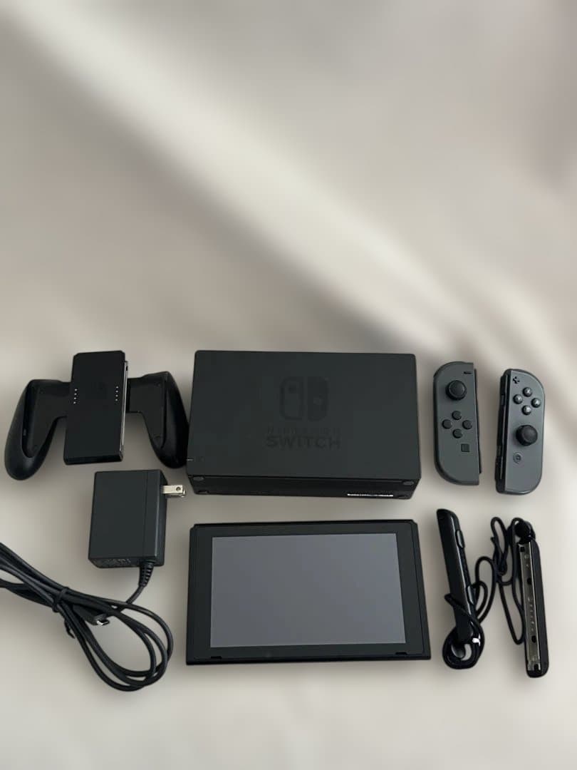 Nintendo Switch 本体 + Joy-Con（ピンク・イエロー)