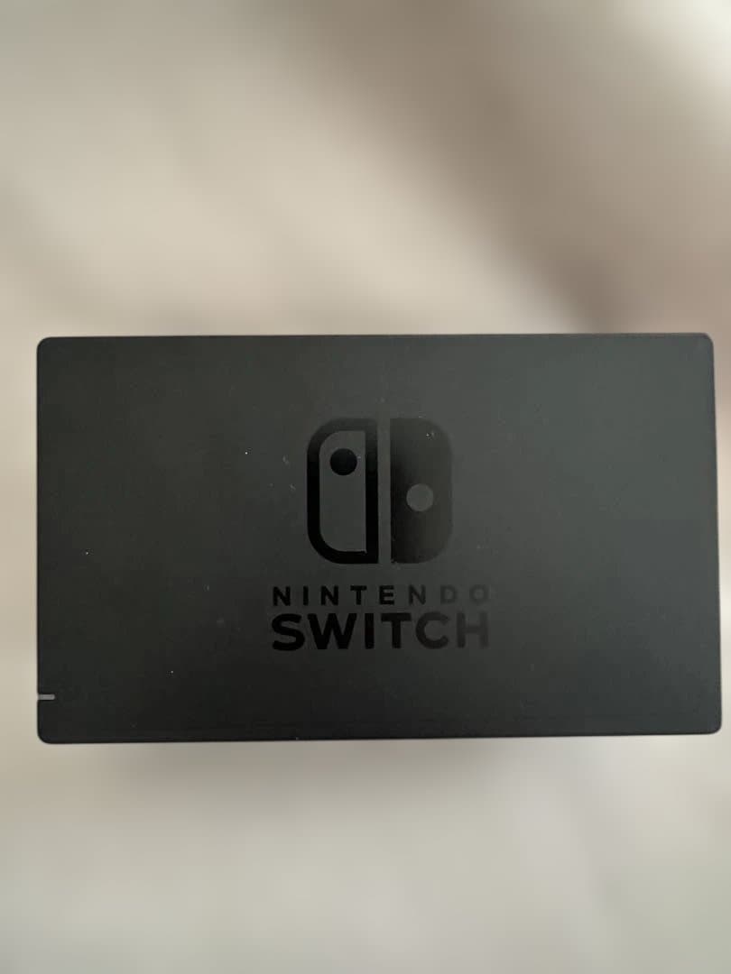 Nintendo Switch 本体 + Joy-Con（ピンク・イエロー)