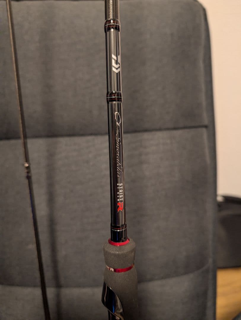 エメラルダスストイストRT84M