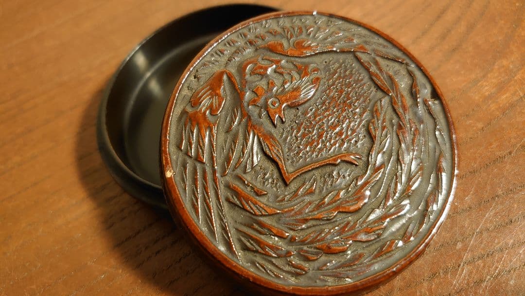 香合　堆朱　古玩　時代香合　蔵出し　鳳凰　仏教美術　１客